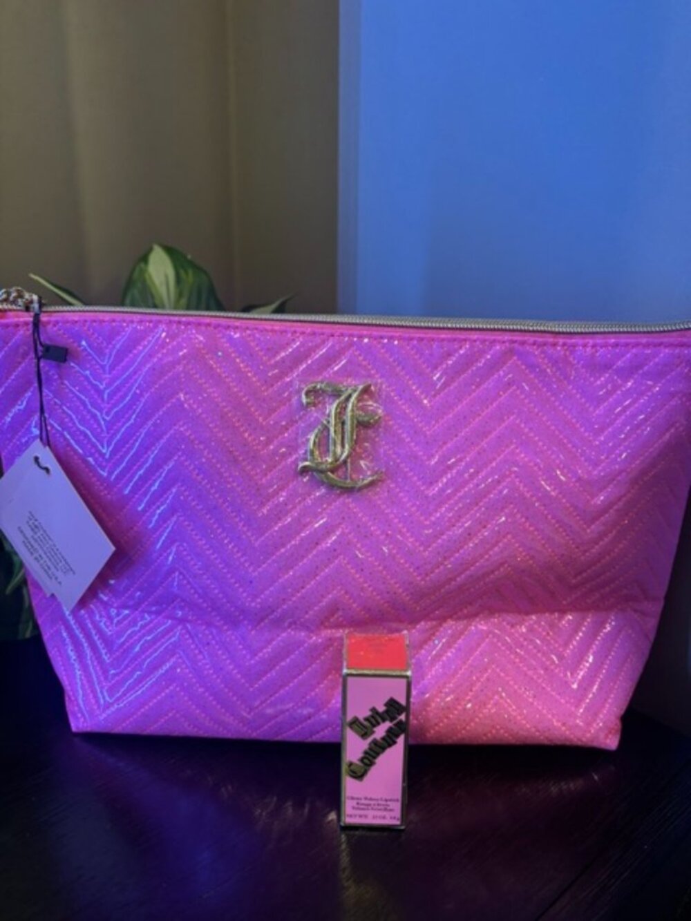 Holiday gift Juicy Couture Women's Cosmetics Bag - Travel Makeup With Lipstick